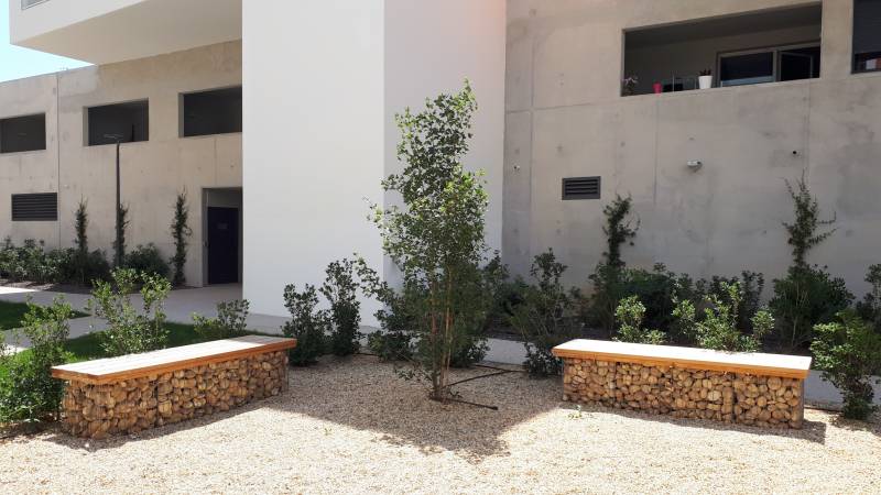 Banc simple avec assise bois