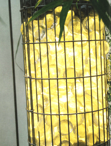 Colonne lumineuse gabion