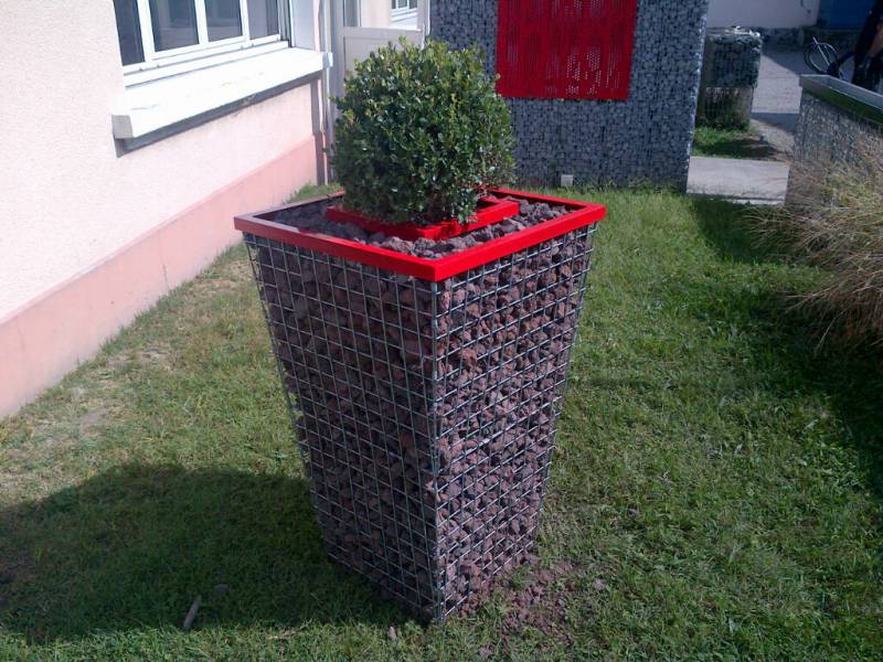 Jardinière en gabions