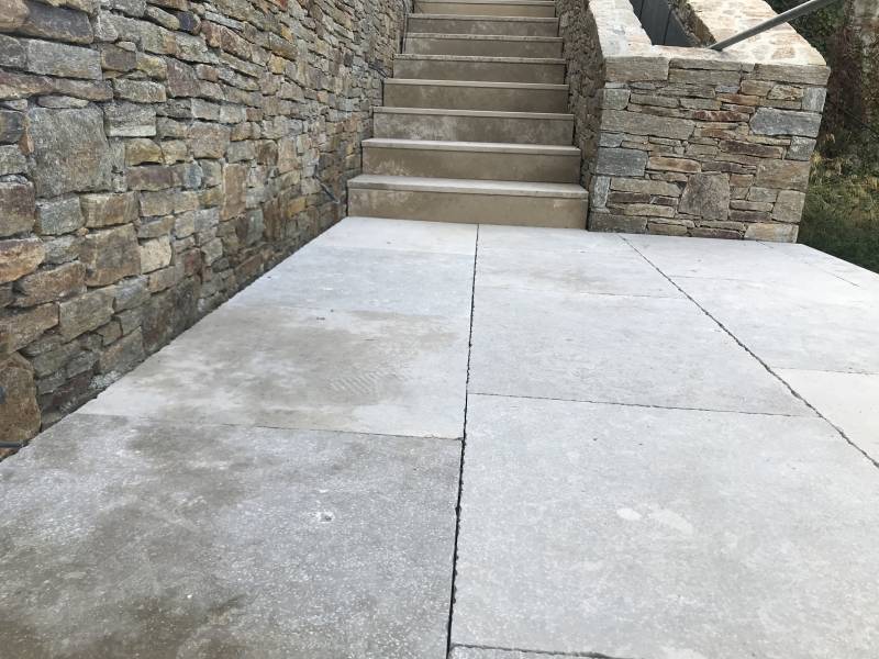 La Pierre du Périgord Chez DISTRIPIERRES à Nice