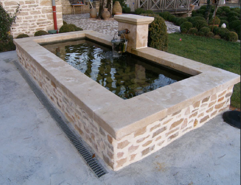 Disponible chez Distripierres